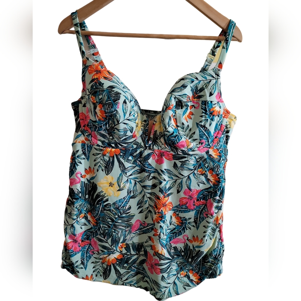 NWT Cacique Tankini Top 40DD Flamingo Palm Print